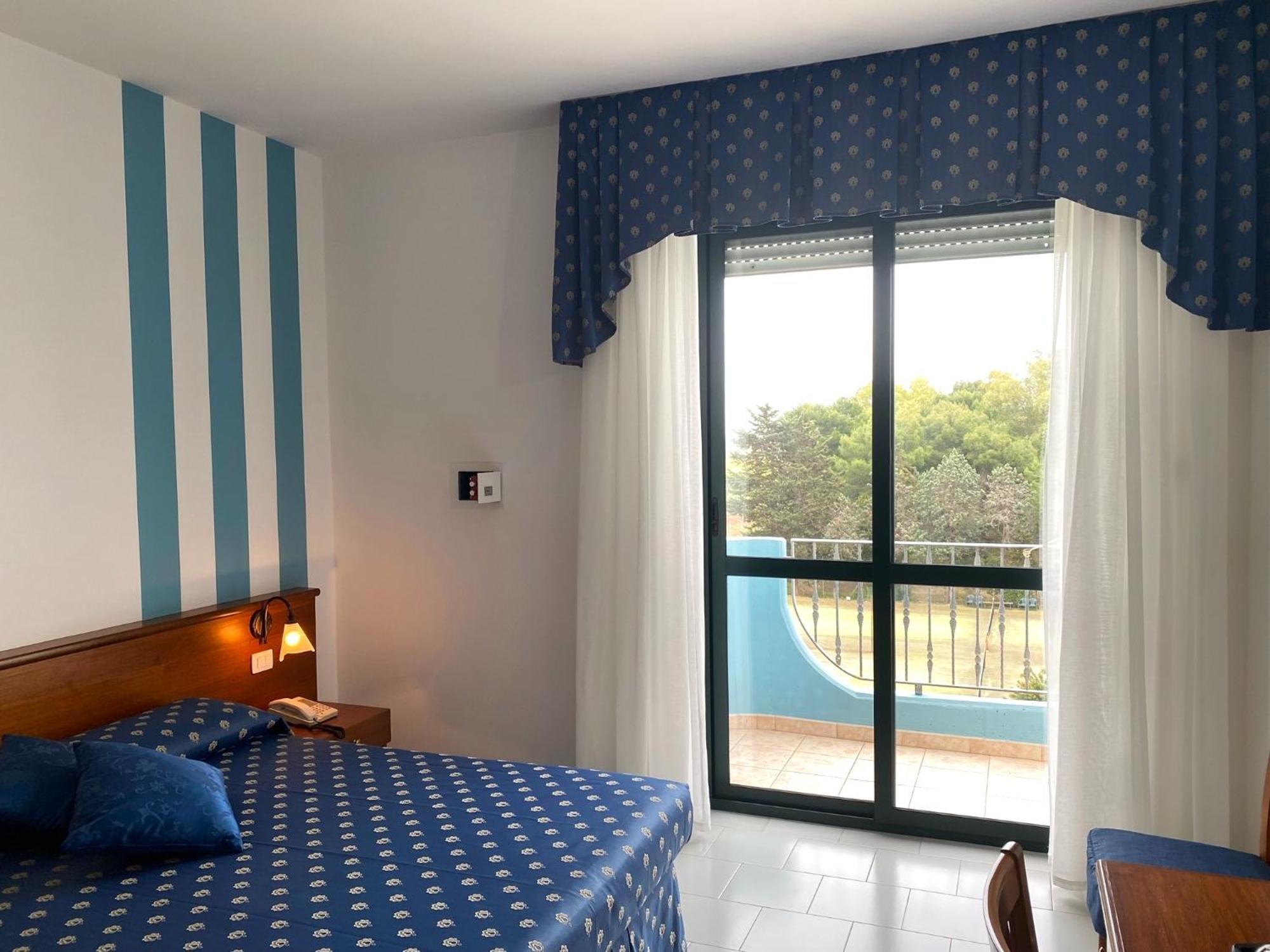 Hotel Villaggio Aurora ซานเปียโตร อิน เบวานญา ภายนอก รูปภาพ