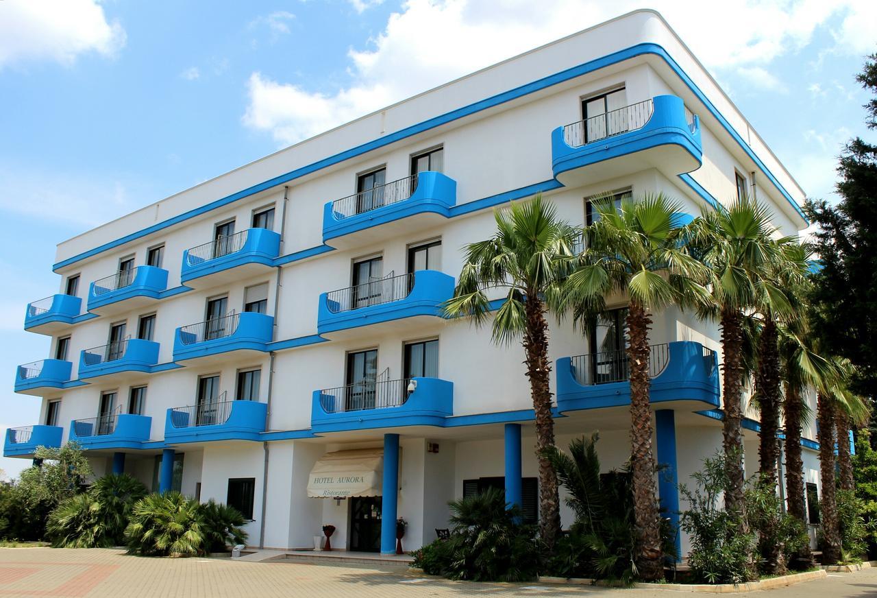 Hotel Villaggio Aurora ซานเปียโตร อิน เบวานญา ภายนอก รูปภาพ
